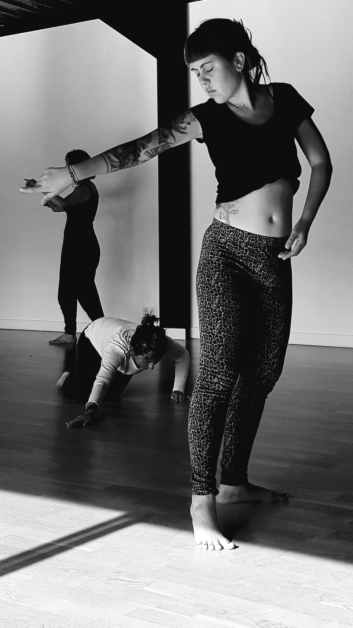 Redéfinir son territoire et son espace, redéfinir ses propres frontières en gérant et veillant aux flux, aux entrées et sorties de celles et ceux que nous choisissons.